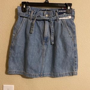 NWT Hollister ultra high rise skirt size 25